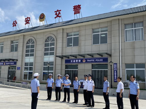 陜西省公安交警總隊政委劉偉深入大荔交警調研慰問